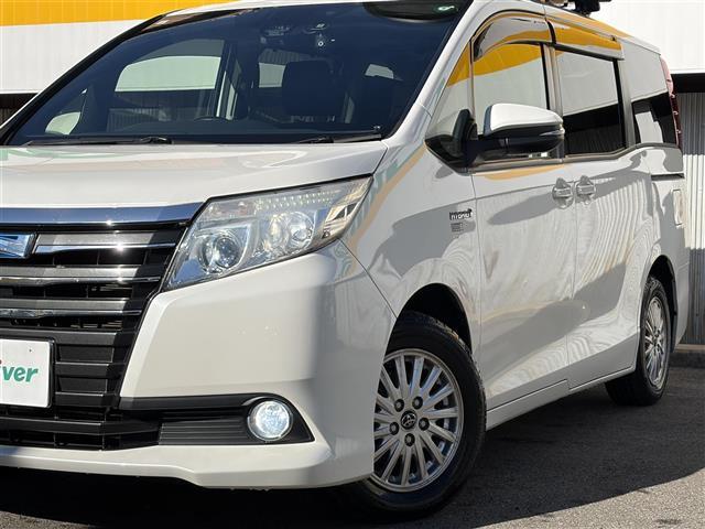 ノア ハイブリッドＧ　１オーナーＰＣＳ　ベットキット　ルーフキャリー　アルパインナビ　バックカメラ　両側パワースライドドア　　スマートキー　プッシュスタート　オートハイビーム　Ｄ／Ｎ席シートヒーター　クルーズコントロール（10枚目）