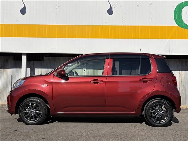 パッソ Ｘ　ＬパッケージＳ　ワンオーナー　スマートアシストＩＩＩ　スマートキー　プッシュスタート　純正ナビ　バックカメラ　コーナーセンサー　電動コーナーポール　前後ドライブレコーダー　アイドリングストップ　社外１４インチＡＷ（6枚目）