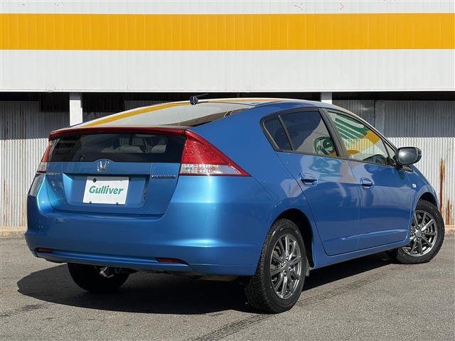 プライム市場上場！ガリバーグループは全国約４６０店舗※のネットワーク！※２０２２年５月現在