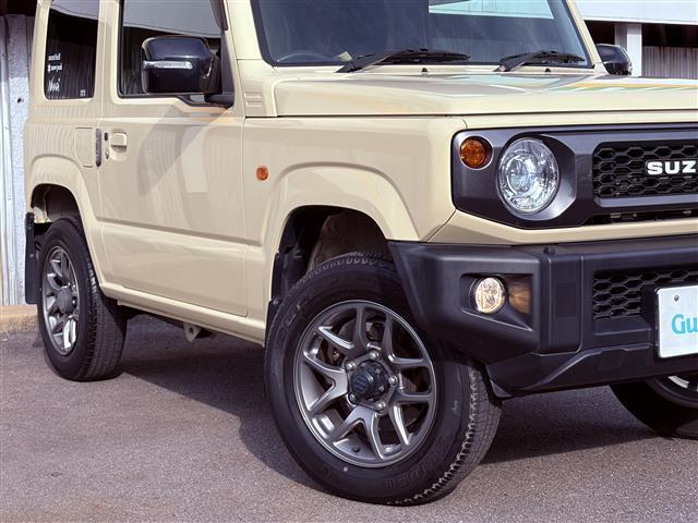 ジムニー ＸＣ　ワンオーナー　衝突軽減　ストラーダナビ　フルセグ　Ｂｌｕｅｔｏｏｔｈ　ＤＶＤ　ＳＤ録音　スマートキー　プッシュスタート　前席シートヒーター　クルーズコントロール　革巻きステアリング　ＬＥＤヘッドライト（8枚目）