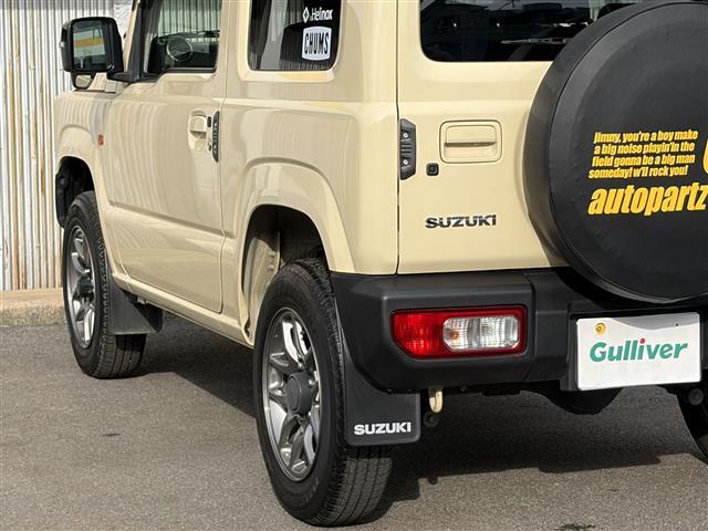 ジムニー ＸＣ　ワンオーナー　衝突軽減　ストラーダナビ　フルセグ　Ｂｌｕｅｔｏｏｔｈ　ＤＶＤ　ＳＤ録音　スマートキー　プッシュスタート　前席シートヒーター　クルーズコントロール　革巻きステアリング　ＬＥＤヘッドライト（10枚目）