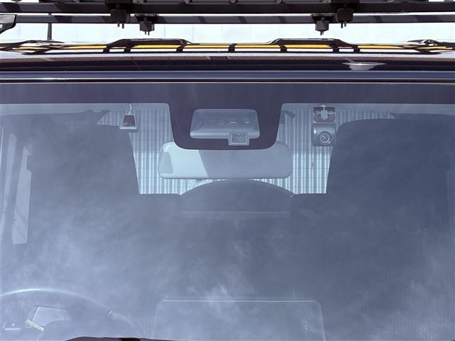 ジムニー ＸＣ　ワンオーナー　衝突軽減　ストラーダナビ　フルセグ　Ｂｌｕｅｔｏｏｔｈ　ＤＶＤ　ＳＤ録音　スマートキー　プッシュスタート　前席シートヒーター　クルーズコントロール　革巻きステアリング　ＬＥＤヘッドライト（14枚目）