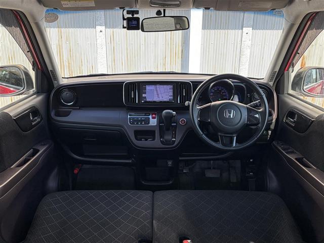 N-ONE プレミアム・Lパッケージ ワンオーナー 赤x黒ツートン色 社外ナビ スマートキー プッシュスタート HIDヘッドライト フォグライト ドライブレコーダー前後 革巻きステアリング ETC オートライト 電格ミラー ターンミラー(42枚目)