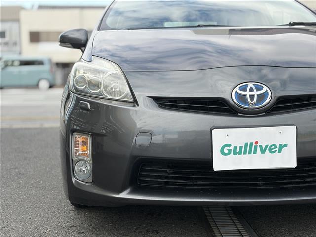 プリウス S LEDエディション 純正ナビ バックカメラ スマートキー プッシュスタート Bluetooth DVD CD AUX TV SD 革巻きステアリング ステアリングスイッチ LEDヘッドライト LEDフォグライト ETC(12枚目)