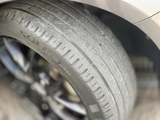 プリウス S LEDエディション 純正ナビ バックカメラ スマートキー プッシュスタート Bluetooth DVD CD AUX TV SD 革巻きステアリング ステアリングスイッチ LEDヘッドライト LEDフォグライト ETC(17枚目)