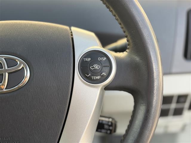 プリウス S LEDエディション 純正ナビ バックカメラ スマートキー プッシュスタート Bluetooth DVD CD AUX TV SD 革巻きステアリング ステアリングスイッチ LEDヘッドライト LEDフォグライト ETC(27枚目)