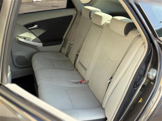 プリウス S LEDエディション 純正ナビ バックカメラ スマートキー プッシュスタート Bluetooth DVD CD AUX TV SD 革巻きステアリング ステアリングスイッチ LEDヘッドライト LEDフォグライト ETC(34枚目)