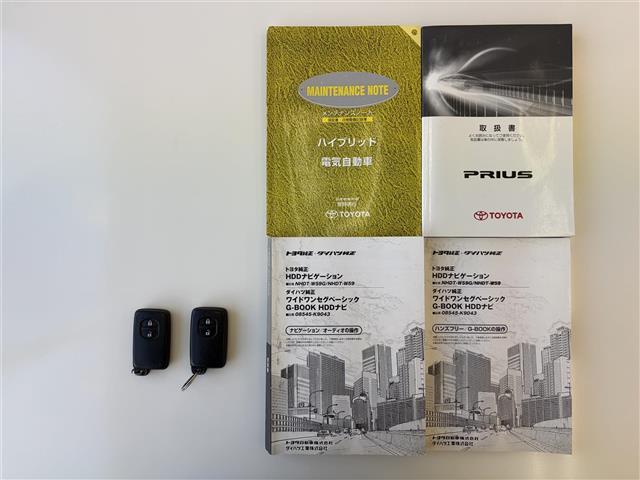 プリウス S LEDエディション 純正ナビ バックカメラ スマートキー プッシュスタート Bluetooth DVD CD AUX TV SD 革巻きステアリング ステアリングスイッチ LEDヘッドライト LEDフォグライト ETC(41枚目)