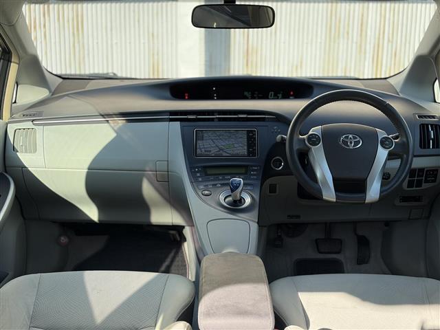 プリウス S LEDエディション 純正ナビ バックカメラ スマートキー プッシュスタート Bluetooth DVD CD AUX TV SD 革巻きステアリング ステアリングスイッチ LEDヘッドライト LEDフォグライト ETC(42枚目)