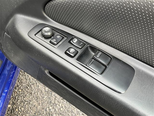 シルビア スペックS Gパッケージ ワンオーナー HIDヘッドライト 純正15インチAW キーレス ヘッドライトレベライザー 革巻ステアリング 電格ミラー ワンオーナー パワーステアリング オートエアコン パワーウィンドウ ABS(29枚目)