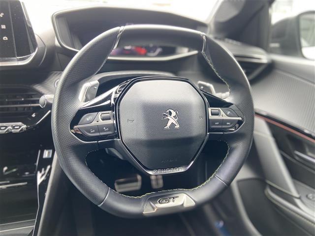 ２０８ ＧＴ　◇ワンオーナー◇ＡｐｐｌｅＣａｒＰｌａｙ◇ＡＣＣ◇ブラインドスポット◇バックカメラ◇純正ディスプレイオーディオ◇シートヒーター◇ハーフレザー◇アンビエントライト◇ＥＴＣ◇ＬＥＤ◇純正１７インチＡＷ（2枚目）