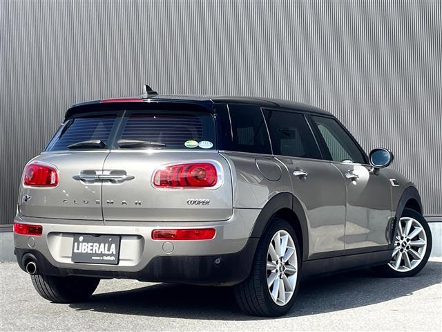 ＭＩＮＩ クーパー　クラブマン　純正ナビ（ＢＴ／ＡＭ，ＦＭ）バックカメラ　社外ドライブレコーダー　アイドリングストップ　リア側コーナーセンサー　純正１７インチアルミ　ＬＥＤヘッドライト　ＥＴＣ　フォグランプ　スマートキー　禁煙車（24枚目）