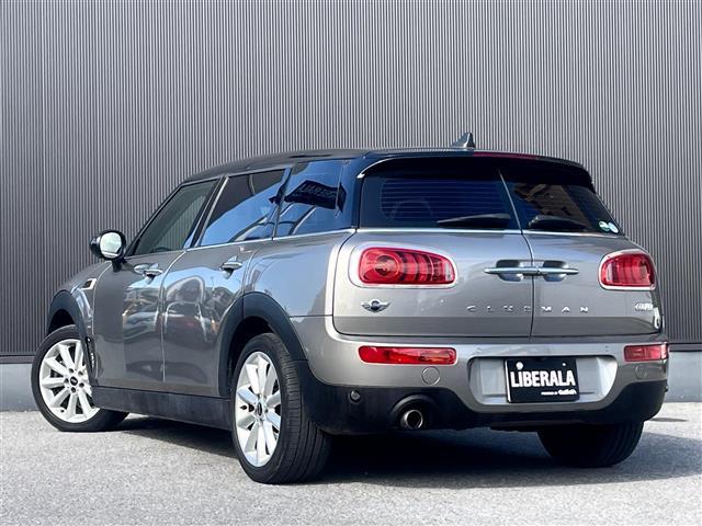 ＭＩＮＩ クーパー　クラブマン　純正ナビ（ＢＴ／ＡＭ，ＦＭ）バックカメラ　社外ドライブレコーダー　アイドリングストップ　リア側コーナーセンサー　純正１７インチアルミ　ＬＥＤヘッドライト　ＥＴＣ　フォグランプ　スマートキー　禁煙車（26枚目）