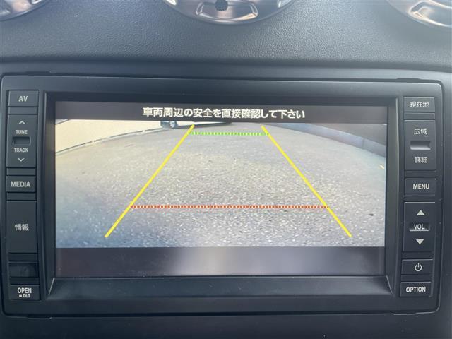 ＴＴクーペ ２．０ＴＦＳＩ　純正ナビ（ＢＴ　フルセグ　ＡＭ／ＦＭ）シートヒーター　ＥＴＣ　レザーシート　オートライト　純正１８インチアルミ（6枚目）