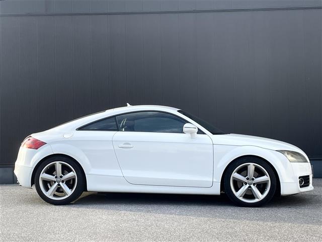 ＴＴクーペ ２．０ＴＦＳＩ　純正ナビ（ＢＴ　フルセグ　ＡＭ／ＦＭ）シートヒーター　ＥＴＣ　レザーシート　オートライト　純正１８インチアルミ（25枚目）