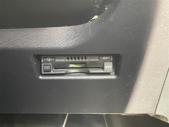 アクア Sスタイルブラック 禁煙 純正ナビ TV バックカメラ Bluetooth ETC ドラレコ トヨタセーフティセンス プッシュスタート ステアリングスイッチ スマートキー オートライト(12枚目)