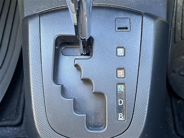 アクア Sスタイルブラック 禁煙 純正ナビ TV バックカメラ Bluetooth ETC ドラレコ トヨタセーフティセンス プッシュスタート ステアリングスイッチ スマートキー オートライト(17枚目)