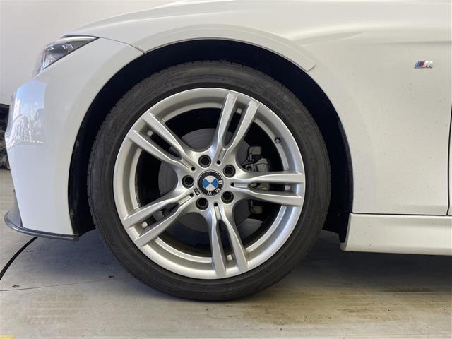 3シリーズ 320dツーリング Mスポーツ 純正ナビ 社外フルセグ パワーバックドア アダプティブクルーズコントロール パワーシート シートメモリー インテリジェントセーフティー バックカメラ ETC一体型ルームミラー コーナーセンサー 禁煙車(33枚目)