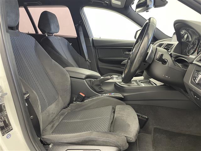 3シリーズ 320dツーリング Mスポーツ 純正ナビ 社外フルセグ パワーバックドア アダプティブクルーズコントロール パワーシート シートメモリー インテリジェントセーフティー バックカメラ ETC一体型ルームミラー コーナーセンサー 禁煙車(36枚目)