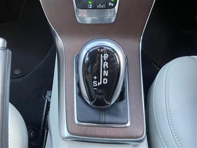 V40 D4 インスクリプション Harman/Kardon 純正ナビ アダプティブクルーズコントロール ブラインドスポットモニター レーン・キーピング・エイド パワーシート シートヒーター シートメモリー ETC Pスタート 禁煙車(10枚目)