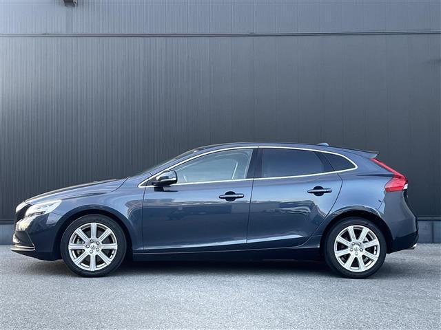 V40 D4 インスクリプション Harman/Kardon 純正ナビ アダプティブクルーズコントロール ブラインドスポットモニター レーン・キーピング・エイド パワーシート シートヒーター シートメモリー ETC Pスタート 禁煙車(31枚目)