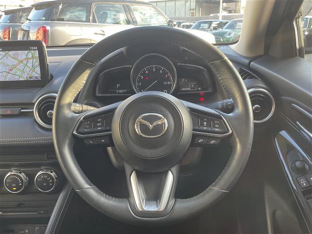 MAZDA2 15Sプロアクティブ Sパッケージ 禁煙 レーダークルーズコントロール パワーシート シートヒーター ハンドルヒーター ワンオーナー TV CD DVD Bluetooth 全周囲カメラ ヘッドアップディスプレイ 前後ドライブレコーダー(42枚目)