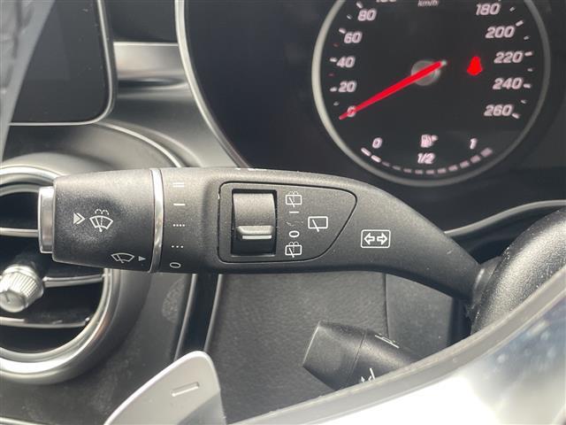 ＧＬＣ ＧＬＣ２２０ｄ　４マチック　ＡＭＧライン　禁煙　ワンオーナー　パノラミックスライディングルーフ　全周囲カメラ　純正ナビ　フルセグ　マルチビームＬＥＤ　レーダーセーフティＰＫＧ　ハーフレザーシート　エアサス　ＡＣＣ　保証書　取扱説明書（14枚目）