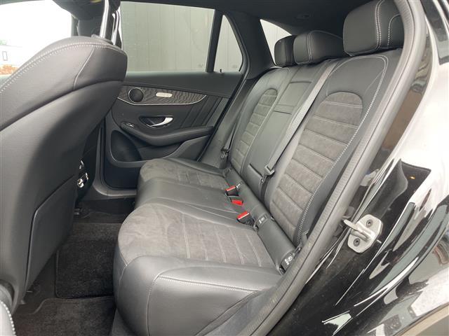 ＧＬＣ ＧＬＣ２２０ｄ　４マチック　ＡＭＧライン　禁煙　ワンオーナー　パノラミックスライディングルーフ　全周囲カメラ　純正ナビ　フルセグ　マルチビームＬＥＤ　レーダーセーフティＰＫＧ　ハーフレザーシート　エアサス　ＡＣＣ　保証書　取扱説明書（24枚目）