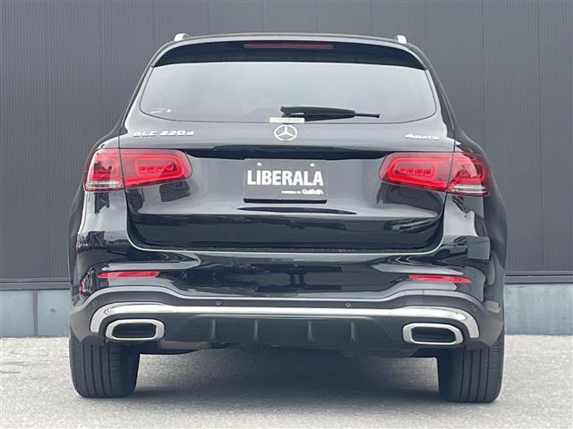 ＧＬＣ ＧＬＣ２２０ｄ　４マチック　ＡＭＧライン　禁煙　ワンオーナー　パノラミックスライディングルーフ　全周囲カメラ　純正ナビ　フルセグ　マルチビームＬＥＤ　レーダーセーフティＰＫＧ　ハーフレザーシート　エアサス　ＡＣＣ　保証書　取扱説明書（33枚目）