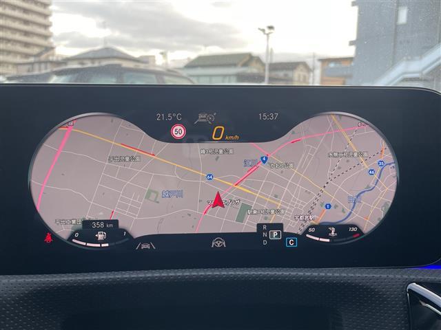 ＣＬＡクラス ＣＬＡ２００ｄ　ＡＭＧライン　禁煙　レーダーセーフティＰＫＧ　アンビエントライト　純正ナビ　バックカメラ　ドラレコ　ＥＴＣ　パドルシフト　シートヒーター　Ｂｌｕｅｔｏｏｔｈ　アダプティブクルーズコントロール（4枚目）