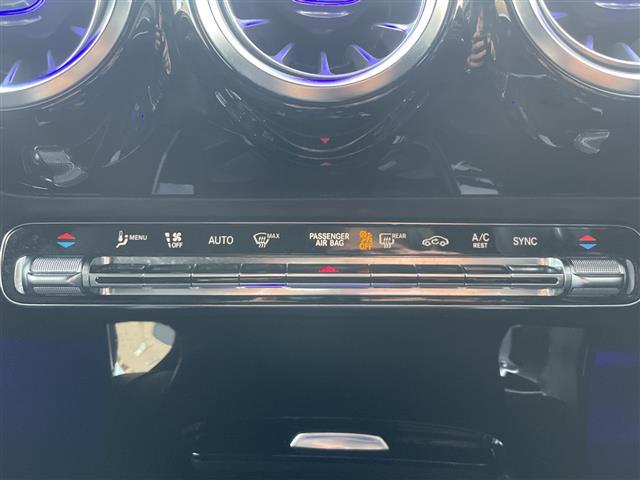 ＣＬＡクラス ＣＬＡ２００ｄ　ＡＭＧライン　禁煙　レーダーセーフティＰＫＧ　アンビエントライト　純正ナビ　バックカメラ　ドラレコ　ＥＴＣ　パドルシフト　シートヒーター　Ｂｌｕｅｔｏｏｔｈ　アダプティブクルーズコントロール（17枚目）