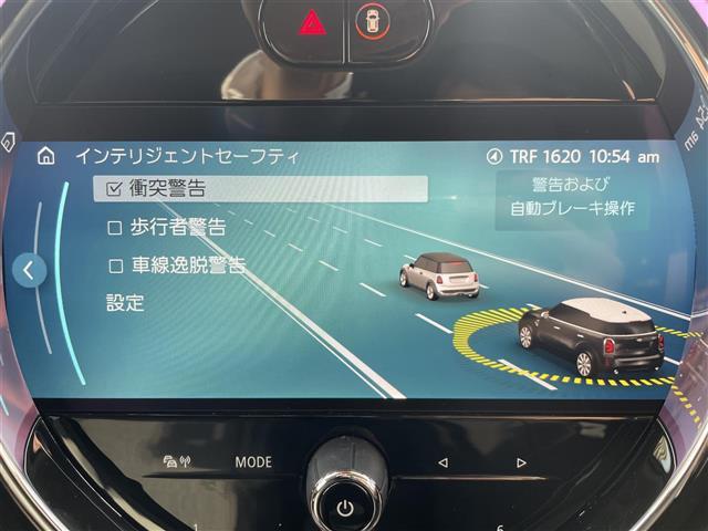ＭＩＮＩ クーパーＳＤ　クロスオーバー　オール４　禁煙　ワンオーナー　インテリジェントセーフティ　パークトロニック　ＭＩＮＩドライビングモード　アクティブクルーズコントロール　フートオープナー　前後ドラレコ　シートヒーター　スペアキー　ミラーＥＴＣ（3枚目）
