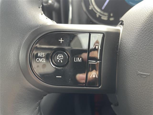 ＭＩＮＩ クーパーＳＤ　クロスオーバー　オール４　禁煙　ワンオーナー　インテリジェントセーフティ　パークトロニック　ＭＩＮＩドライビングモード　アクティブクルーズコントロール　フートオープナー　前後ドラレコ　シートヒーター　スペアキー　ミラーＥＴＣ（12枚目）