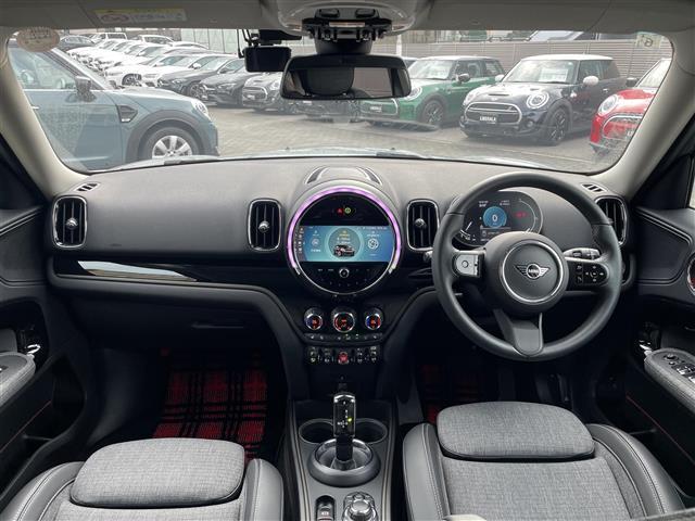 ＭＩＮＩ クーパーＳＤ　クロスオーバー　オール４　禁煙　ワンオーナー　インテリジェントセーフティ　パークトロニック　ＭＩＮＩドライビングモード　アクティブクルーズコントロール　フートオープナー　前後ドラレコ　シートヒーター　スペアキー　ミラーＥＴＣ（42枚目）