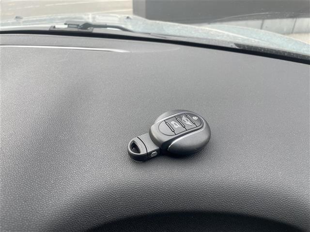 ＭＩＮＩ クーパーＤ　クロスオーバー　禁煙　クラシックトリム　純正ナビ　ＡｐｐｌｅＣａｒＰｌａｙ　パークトロニック　ＭＩＮＩドライビングモード　アンビエントライト　１８インチブラックピンスポークアルミ　バックカメラ　ドラレコ　ＥＴＣ（22枚目）