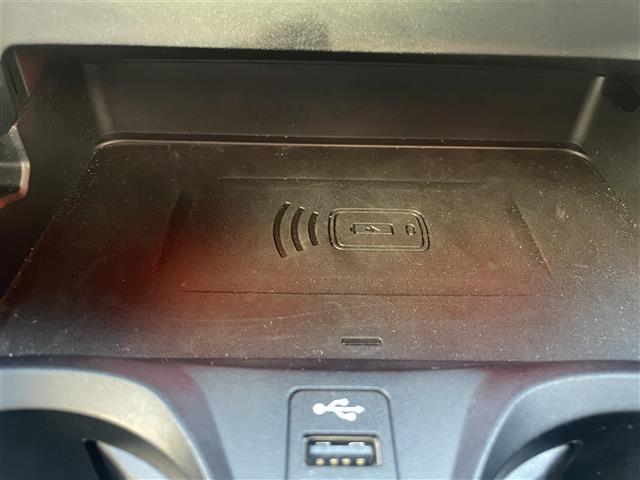 3シリーズ 320d xDriveツーリングMスポーツリミテッド 特別仕様車 サンプロテクションガラス フロントランバーサポート アンビエントライト HiFiスピーカーシステム 前席シートヒーター 前後ドラレコ フットオープナー スマホチャージャー ETC 禁煙車(13枚目)