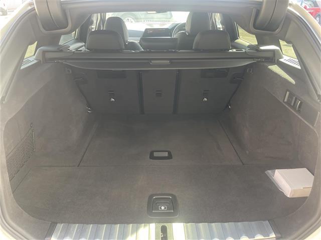 3シリーズ 320d xDriveツーリングMスポーツリミテッド 特別仕様車 サンプロテクションガラス フロントランバーサポート アンビエントライト HiFiスピーカーシステム 前席シートヒーター 前後ドラレコ フットオープナー スマホチャージャー ETC 禁煙車(41枚目)