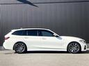 320d xDriveツーリングMスポーツリミテッド 特別仕様車 サンプロテクションガラス フロントランバーサポート アンビエントライト HiFiスピーカーシステム 前席シートヒーター 前後ドラレコ フットオープナー スマホチャージャー ETC 禁煙車(27枚目)