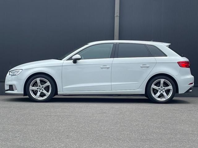 Ａ３ 　特別仕様車／ＡＣＣ／純正ナビ／地デジ／Ｂカメラ／ＬＥＤライト／パワーシート／シートヒーター／衝突軽減／コンビニエンスｐｋｇ／純正１７インチＡＷ／バーチャルＣ／スマートキー／パドルシフト／ＥＴＣ（32枚目）