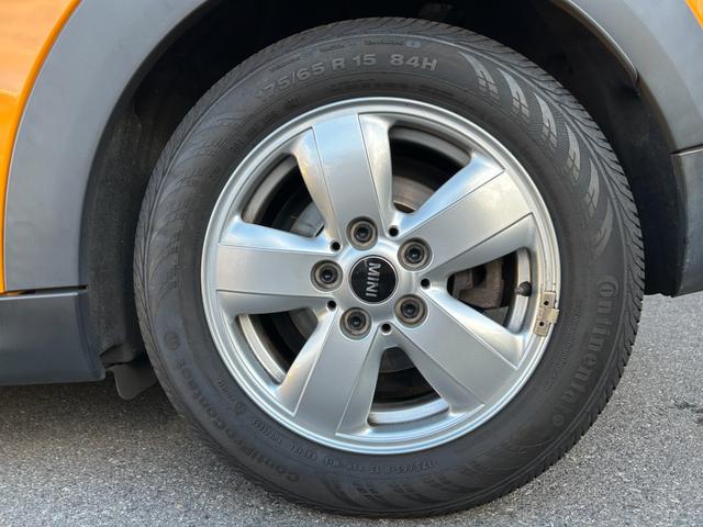 ＭＩＮＩ クーパー　ワンオーナー／純正ナビ／Ｂｌｕｅｔｏｏｔｈ／ＥＴＣ／ドライブレコーダー／アンビエントライト／純正１５インチアルミ／キーレス／アイドリングストップ／ＨＩＤヘッドライト／バックカメラ（57枚目）