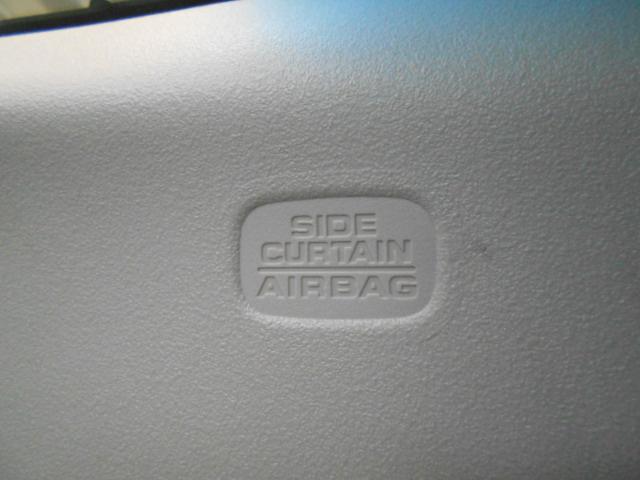 フリードハイブリッド ハイブリッド・クロスターホンダセンシング　禁煙　ワンオーナー　前後カメラ　アドバンスドルームミラ－　追突軽減ブレーキ　サイドエアバッグ　９型ナビ　シートヒーター　スマートキー　ＥＴＣ２．０　フルセグ　ＤＶＤ再生　両パワースライド　ＤＶＤ再生（4枚目）