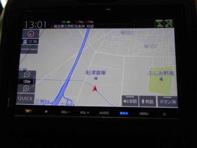 フリードハイブリッド ハイブリッド・クロスターホンダセンシング　禁煙　ワンオーナー　前後カメラ　アドバンスドルームミラ－　追突軽減ブレーキ　サイドエアバッグ　９型ナビ　シートヒーター　スマートキー　ＥＴＣ２．０　フルセグ　ＤＶＤ再生　両パワースライド　ＤＶＤ再生（8枚目）