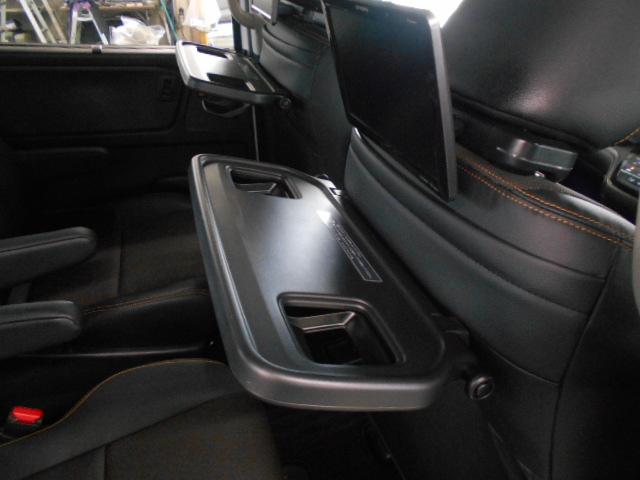 フリードハイブリッド ハイブリッド・クロスターホンダセンシング　禁煙　ワンオーナー　前後カメラ　アドバンスドルームミラ－　追突軽減ブレーキ　サイドエアバッグ　９型ナビ　シートヒーター　スマートキー　ＥＴＣ２．０　フルセグ　ＤＶＤ再生　両パワースライド　ＤＶＤ再生（33枚目）