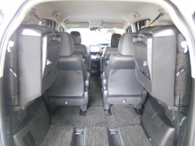 フリードハイブリッド ハイブリッド・クロスターホンダセンシング　禁煙　ワンオーナー　前後カメラ　アドバンスドルームミラ－　追突軽減ブレーキ　サイドエアバッグ　９型ナビ　シートヒーター　スマートキー　ＥＴＣ２．０　フルセグ　ＤＶＤ再生　両パワースライド　ＤＶＤ再生（38枚目）