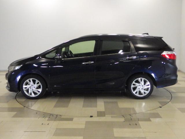 シャトル ハイブリッドZ 禁煙追突軽減ブレーキ サイドエアバッグ あんしんPKG 8型ナビ リアカメラ フルセグ ミュージックラック Bluetooth USB接続 DVD再生 シートヒータ オートリトラミラー パドルシフト(16枚目)