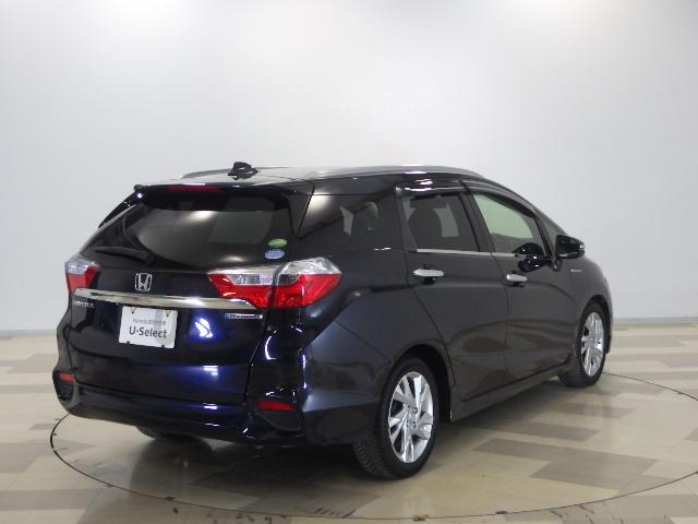 シャトル ハイブリッドZ 禁煙追突軽減ブレーキ サイドエアバッグ あんしんPKG 8型ナビ リアカメラ フルセグ ミュージックラック Bluetooth USB接続 DVD再生 シートヒータ オートリトラミラー パドルシフト(18枚目)