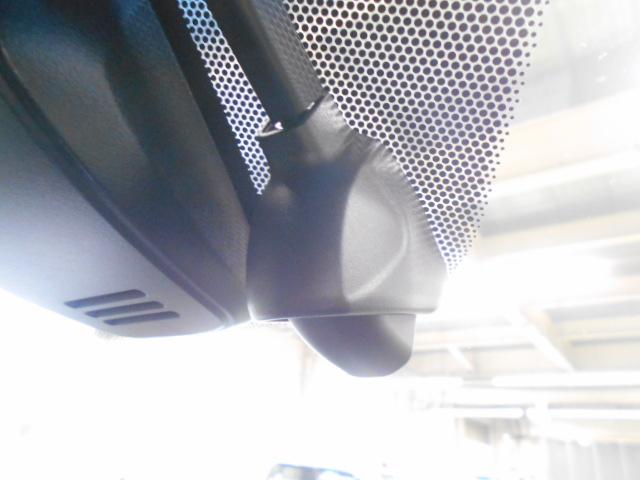 ステップワゴンスパーダ スパーダホンダセンシング リア席モニター 禁煙 ワンオーナー 追突軽減ブレーキ 9型ナビ 前後ドラレコ フルセグ Bluetooth ミュージックラック DVD再生 リアカメラ スマートキー 両パワースライド ドアバイザー(4枚目)