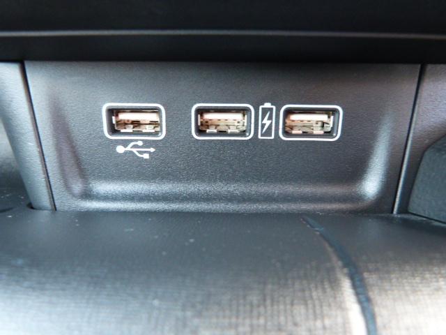 N-WGN Lホンダセンシング ワンオーナー 追突軽減ブレーキ サイドエアバッグ ナビ リアカメラ Bluetooth USB接続 ETC スマートキー シートヒーター 障害物センサー LEDヘッドライト ドアバイザー Bモニタ(12枚目)