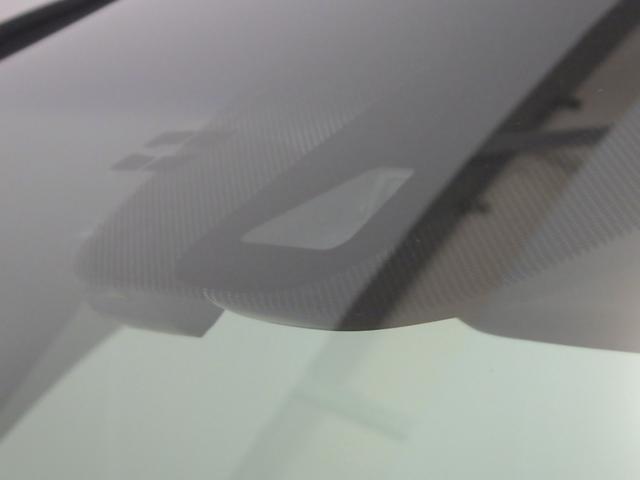 ステップワゴンスパーダ スパーダアドバンスパッケージα リア席モニター 禁煙ワンオーナー 追突軽減ブレーキ サイドエアバッグ ナビ リアカメラ Bluetooth フルセグ HDMI USB接続 DVD再生 スマートキー LEDヘッドライト 社外アルミ(5枚目)