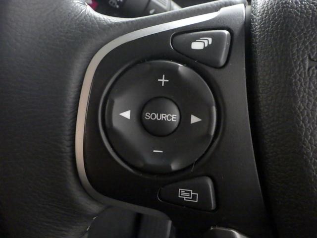 ステップワゴンスパーダ スパーダアドバンスパッケージα リア席モニター 禁煙ワンオーナー 追突軽減ブレーキ サイドエアバッグ ナビ リアカメラ Bluetooth フルセグ HDMI USB接続 DVD再生 スマートキー LEDヘッドライト 社外アルミ(9枚目)